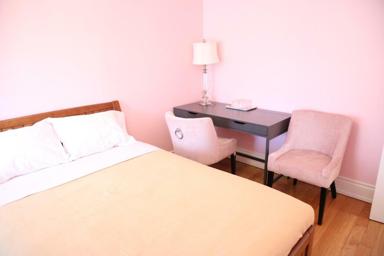 Ya Hua Pei Hotel Toronto Eksteriør billede